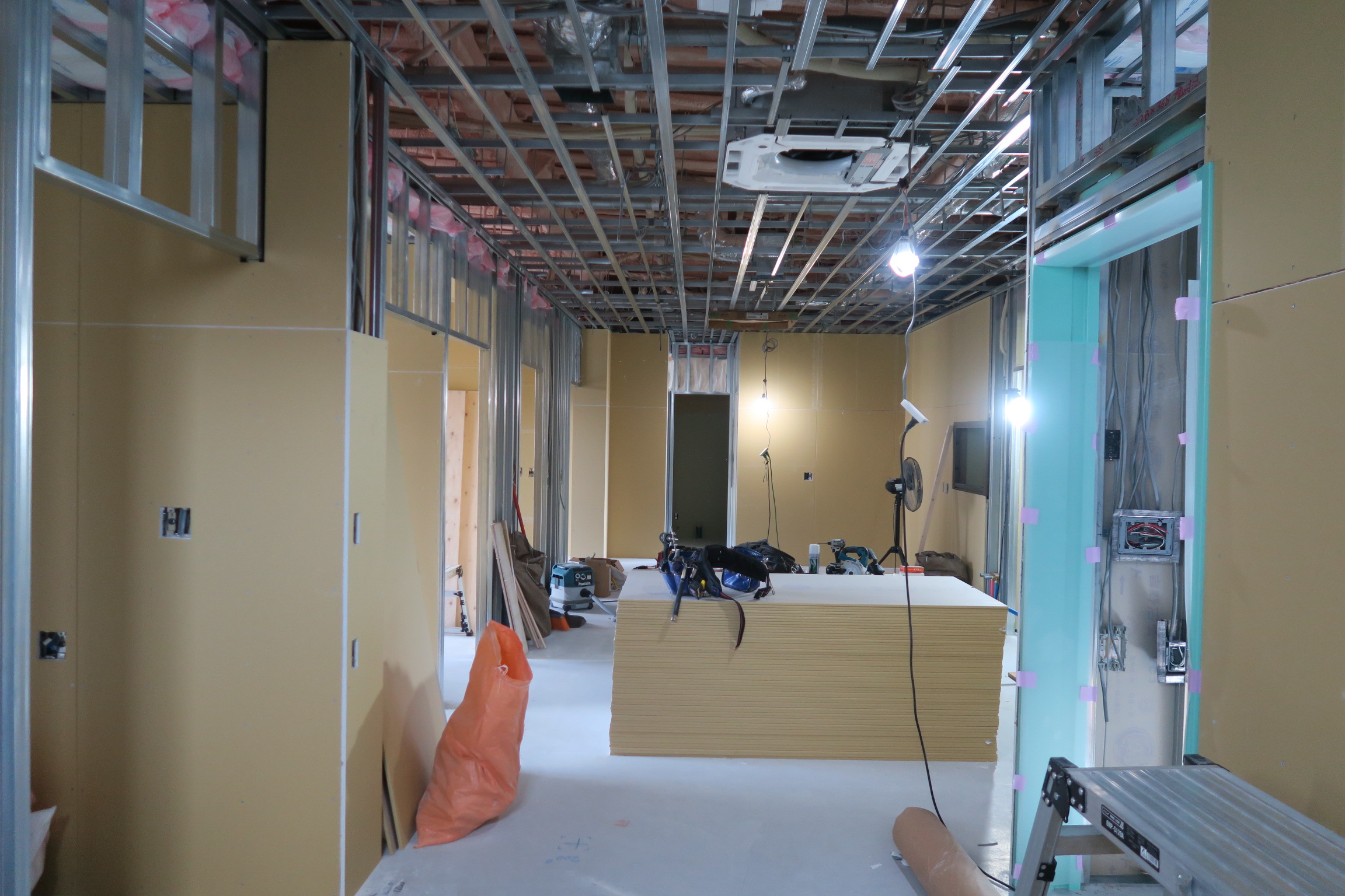 横浜市動物病院計画：工事の様子をお届けします